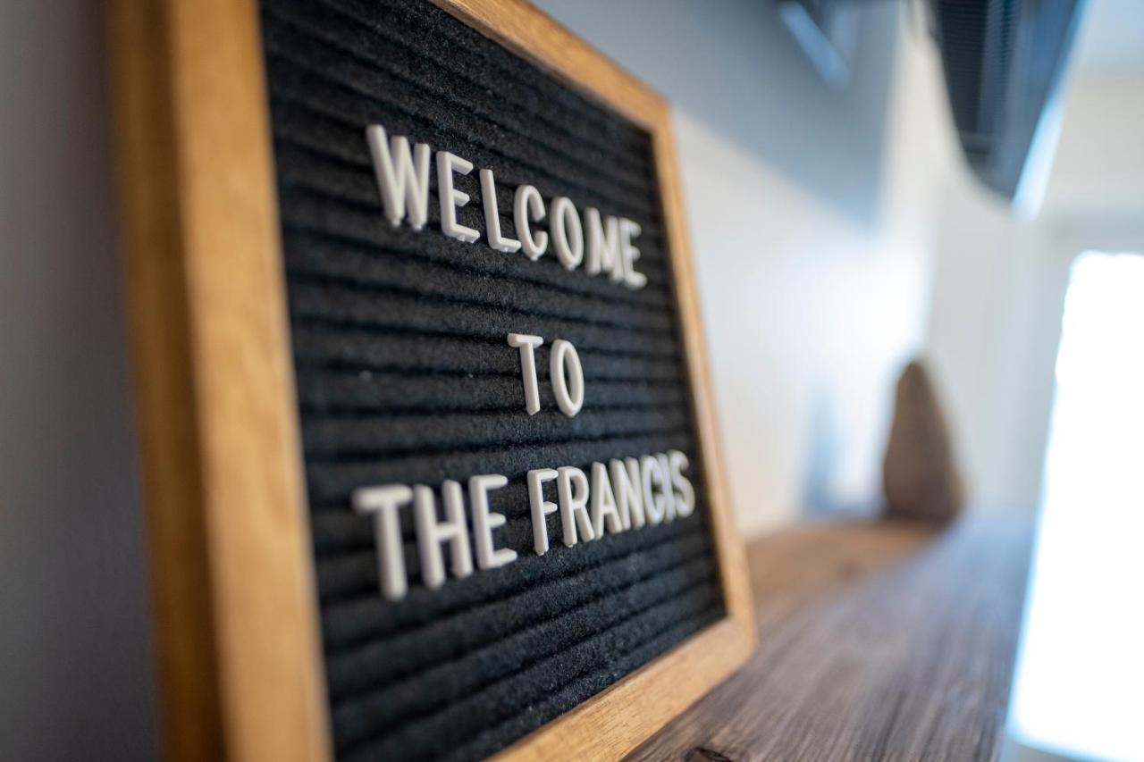The Francis Boutique Inn Ucluelet Dış mekan fotoğraf